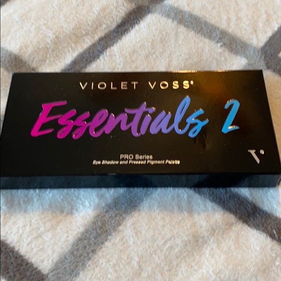 Essentials eye palette - Picture 2 of 3